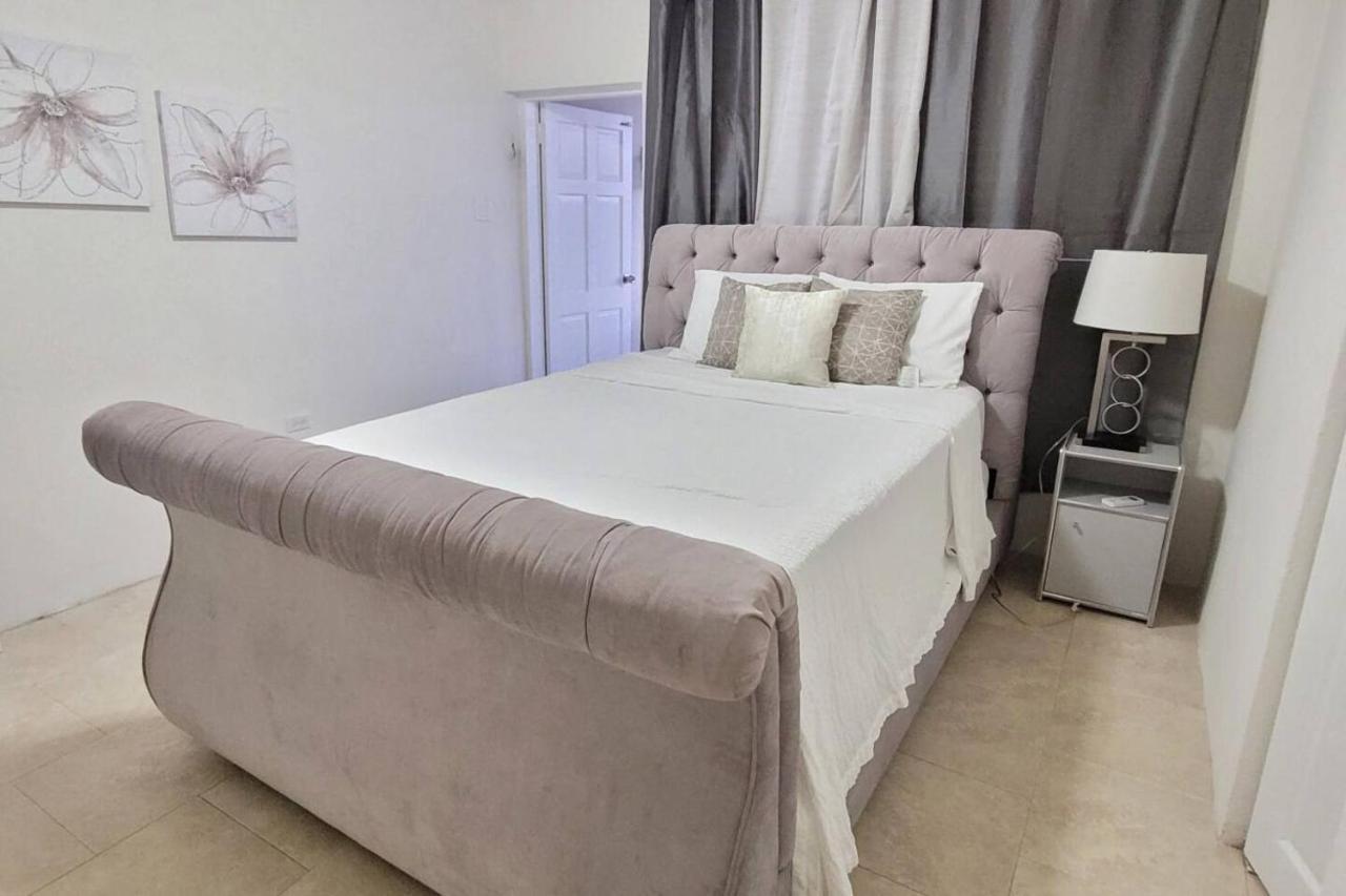 De Terrace Villa Крайст Чърч Екстериор снимка